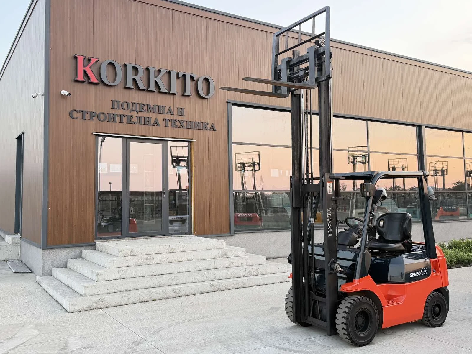 Мотокар Toyota 1.8тона* ИЗРАВНИТЕЛ* ПАРНО+ КЛИМАТИК* КАТО НОВ* , снимка 9 - Индустриална техника - 55830556