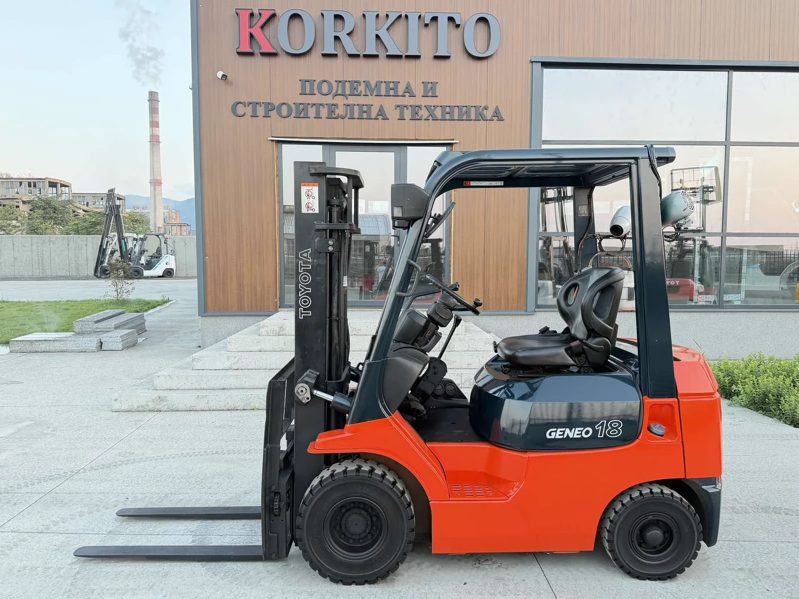Мотокар Toyota 1.8тона* ИЗРАВНИТЕЛ* ПАРНО+ КЛИМАТИК* КАТО НОВ* , снимка 2 - Индустриална техника - 55830556