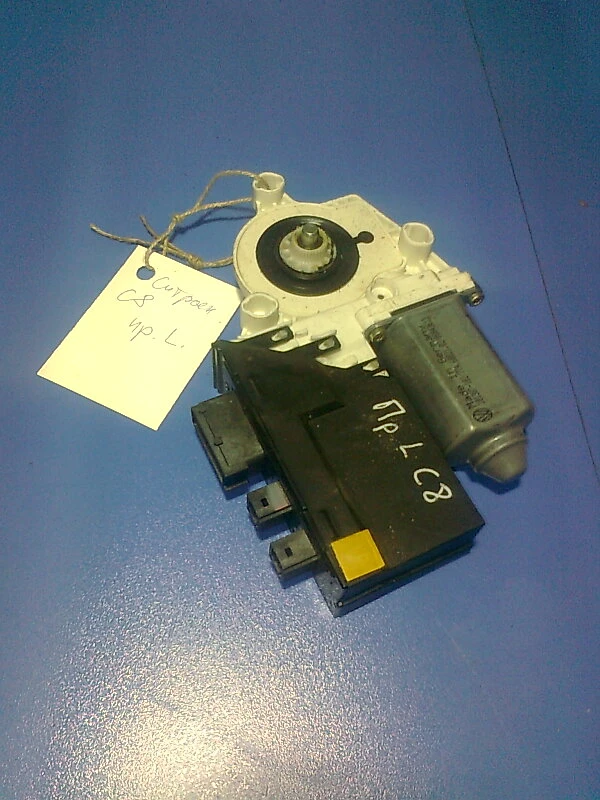 моторче ел стъкло предно ляво Ситроен Ц8