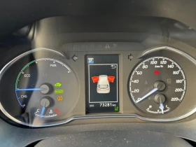 Toyota Yaris Hybrid , снимка 11