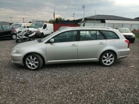 Toyota Avensis 2.0i КОЖА, снимка 8