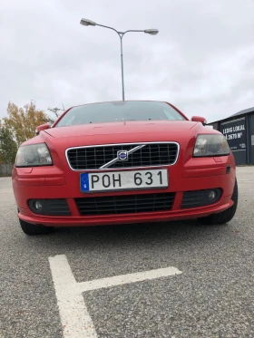     Volvo S40  1, 8 F