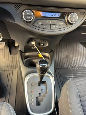 Toyota Yaris Hybrid  - 12500 € / 24447.88 лв. - 39437956 14