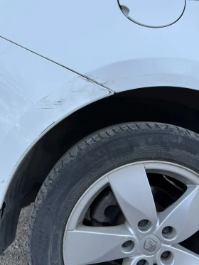 Renault Megane - 2800 € / 5476.32 лв. - 15064791 12