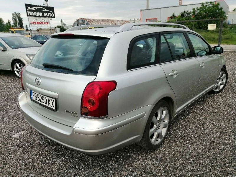 Toyota Avensis 2.0i КОЖА, снимка 5 - Автомобили и джипове - 40825149