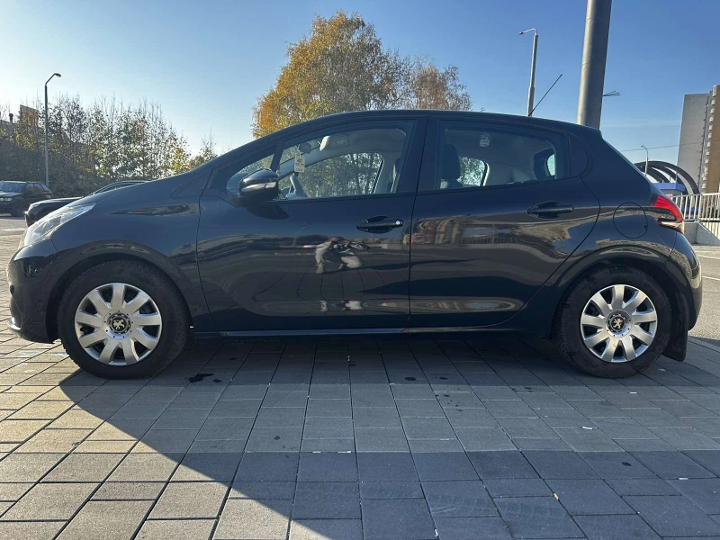 Peugeot 208, снимка 4 - Автомобили и джипове - 47868088