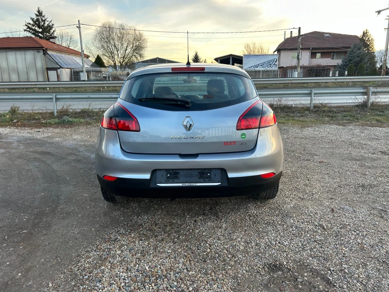 Renault Megane 1.5 DCI 110k.c., снимка 6 - Автомобили и джипове - 48018117