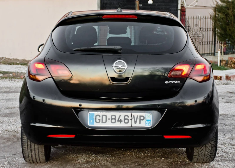 Opel Astra 1.7 cdti, снимка 4 - Автомобили и джипове - 48603808