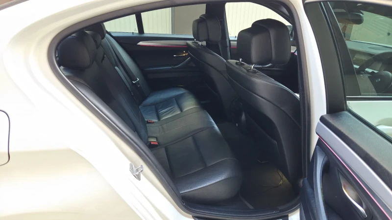 BMW 520 М пакет, снимка 11 - Автомобили и джипове - 51517623