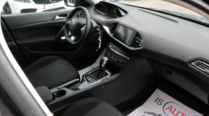 Peugeot 308 1.6HDI/SW Active/Автомат/Навигация/FullLed, снимка 13 - Автомобили и джипове - 51897085