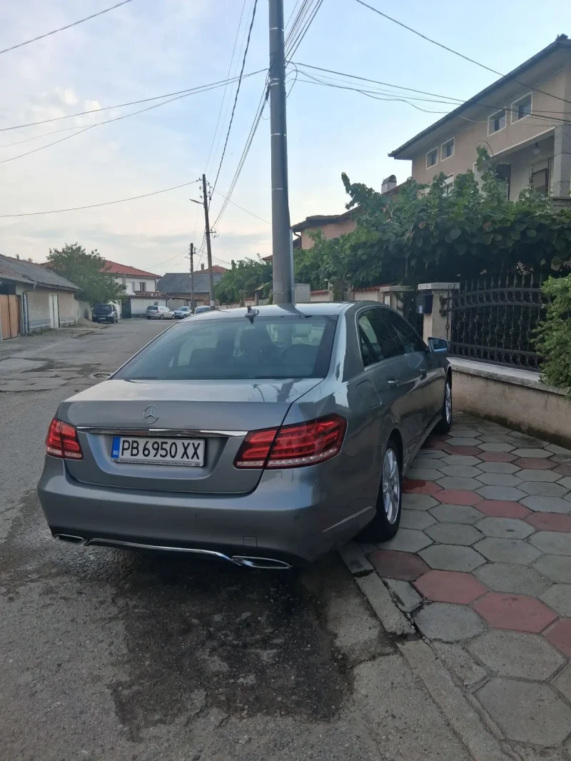 Mercedes-Benz E 200, снимка 3 - Автомобили и джипове - 52837148