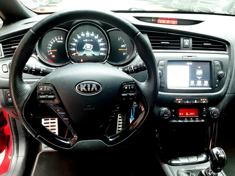 Kia Ceed GT&#39;Line ! 1.0Turbo ! ! ! , снимка 11 - Автомобили и джипове - 52683175