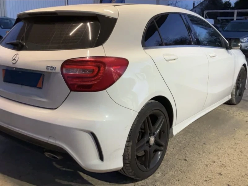 Mercedes-Benz A 220 AMG-sport-Лизинг през Уникредит , снимка 5 - Автомобили и джипове - 52829983