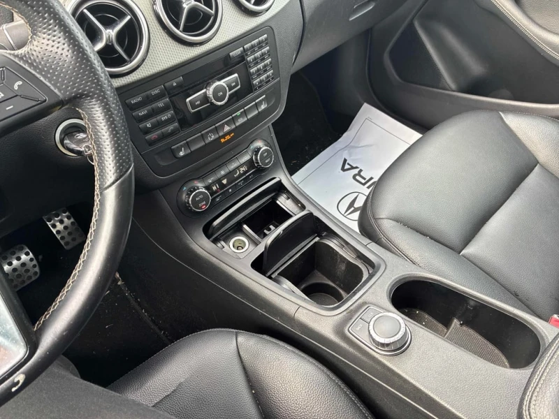 Mercedes-Benz B 250 * Sports Tourer * CARFAX * БЕЗ ПЪРВОНАЧАЛНА ВНОСКА, снимка 15 - Автомобили и джипове - 53128384