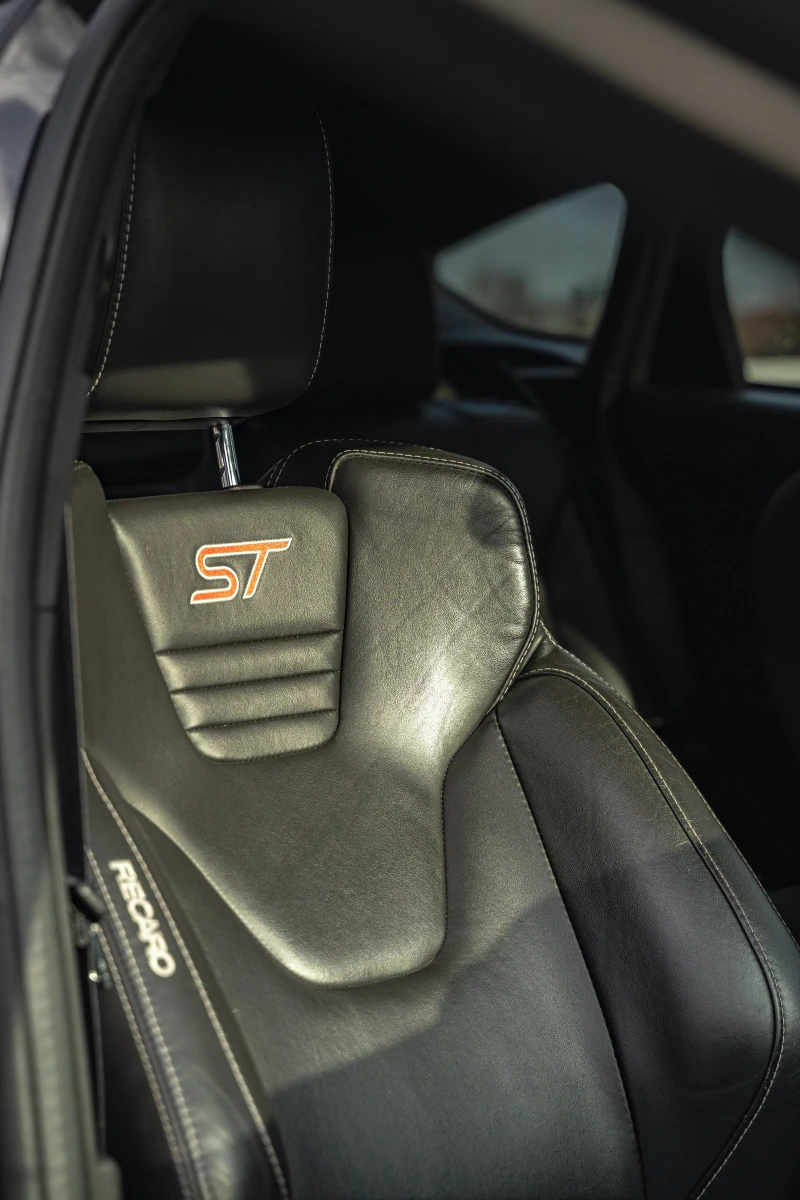Ford Focus ST Turbo, снимка 5 - Автомобили и джипове - 53234833