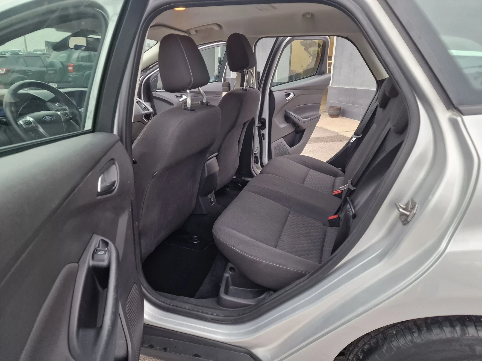 Ford Focus 2.0TDCI АВТОМАТ  | Mobile.bg — изображение 15