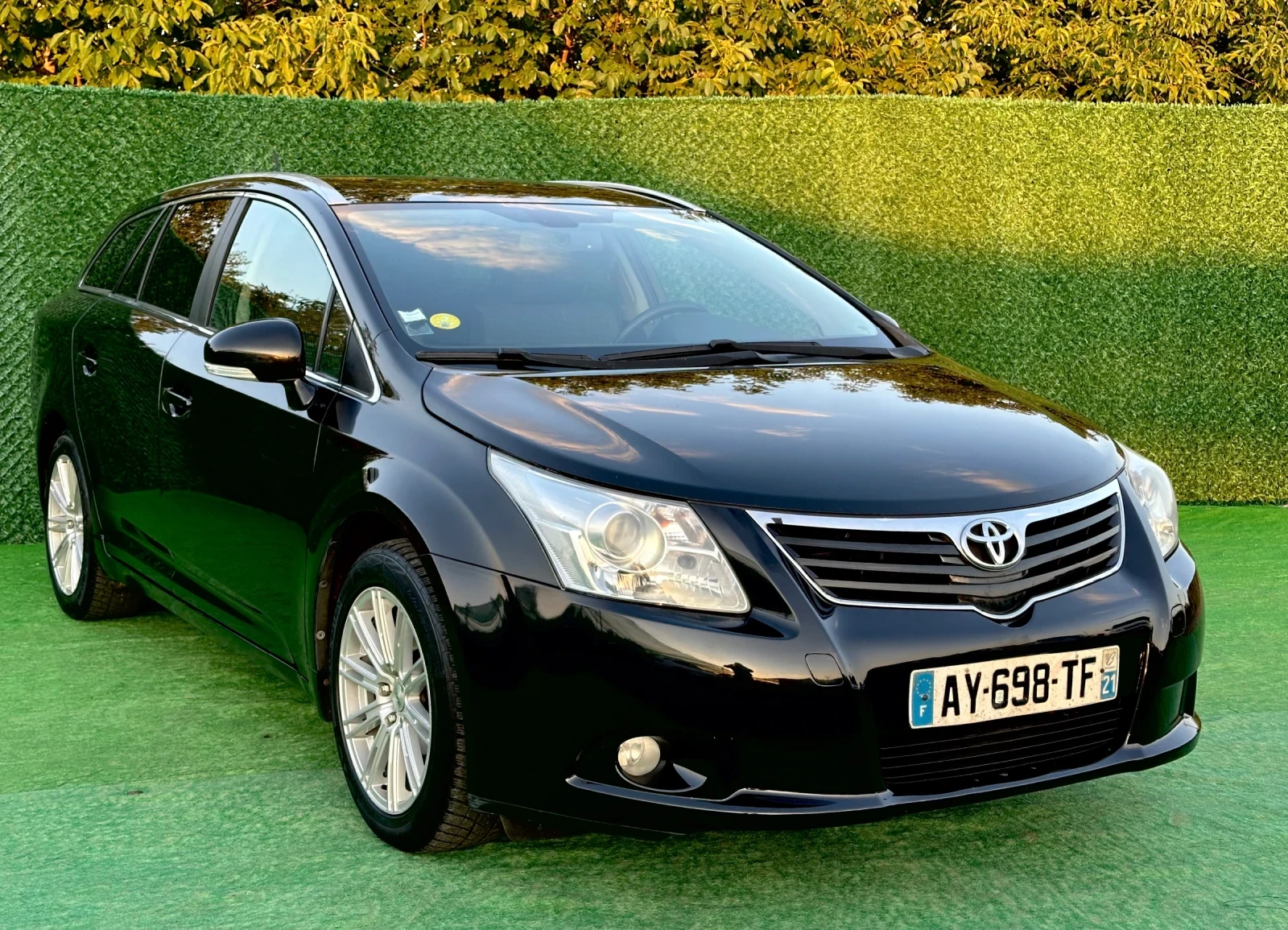 Toyota Avensis KAMERA / NAVY/ PANORAMA / CAR PLAY  - изображение 2