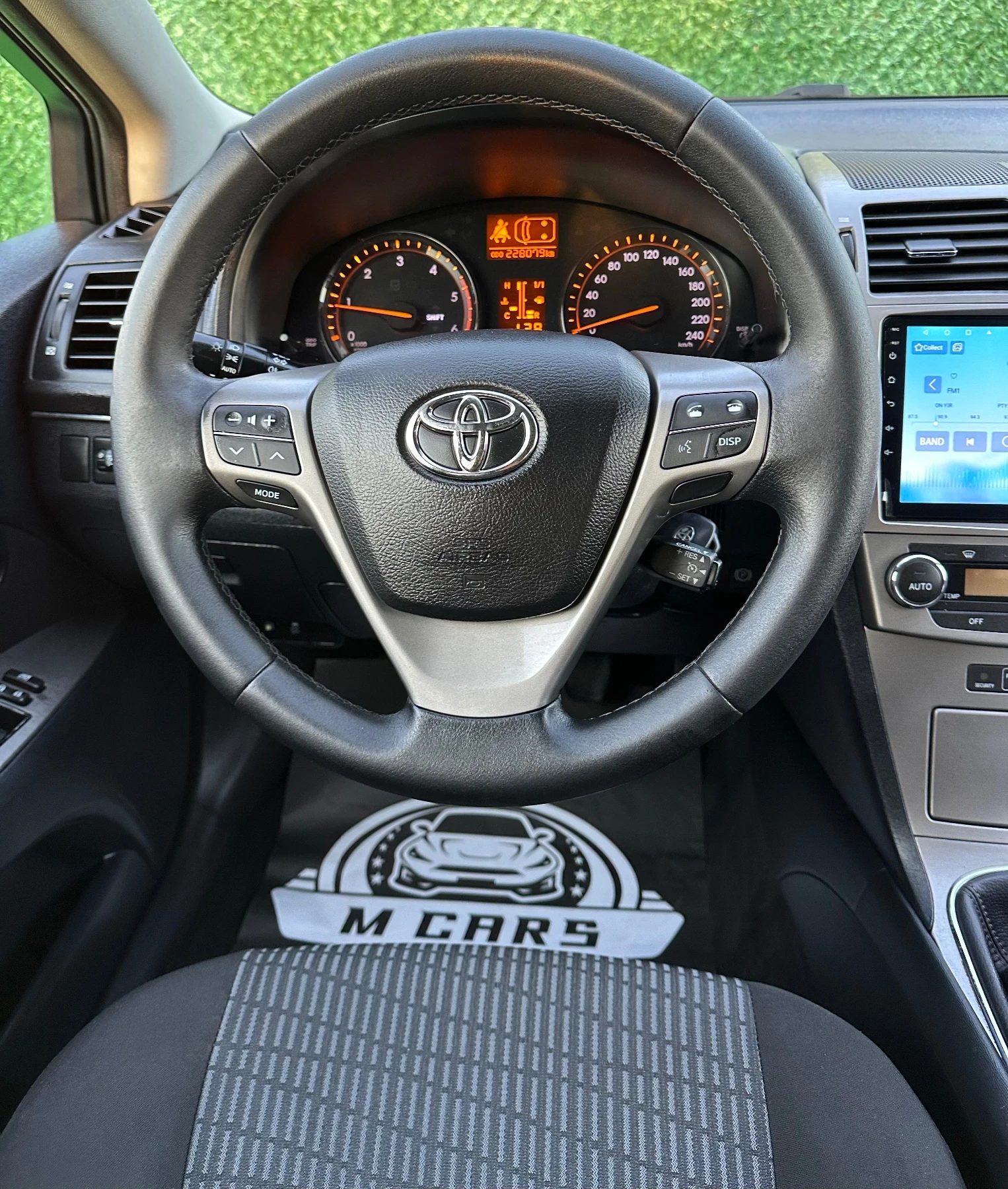 Toyota Avensis KAMERA / NAVY/ PANORAMA / CAR PLAY  - изображение 10