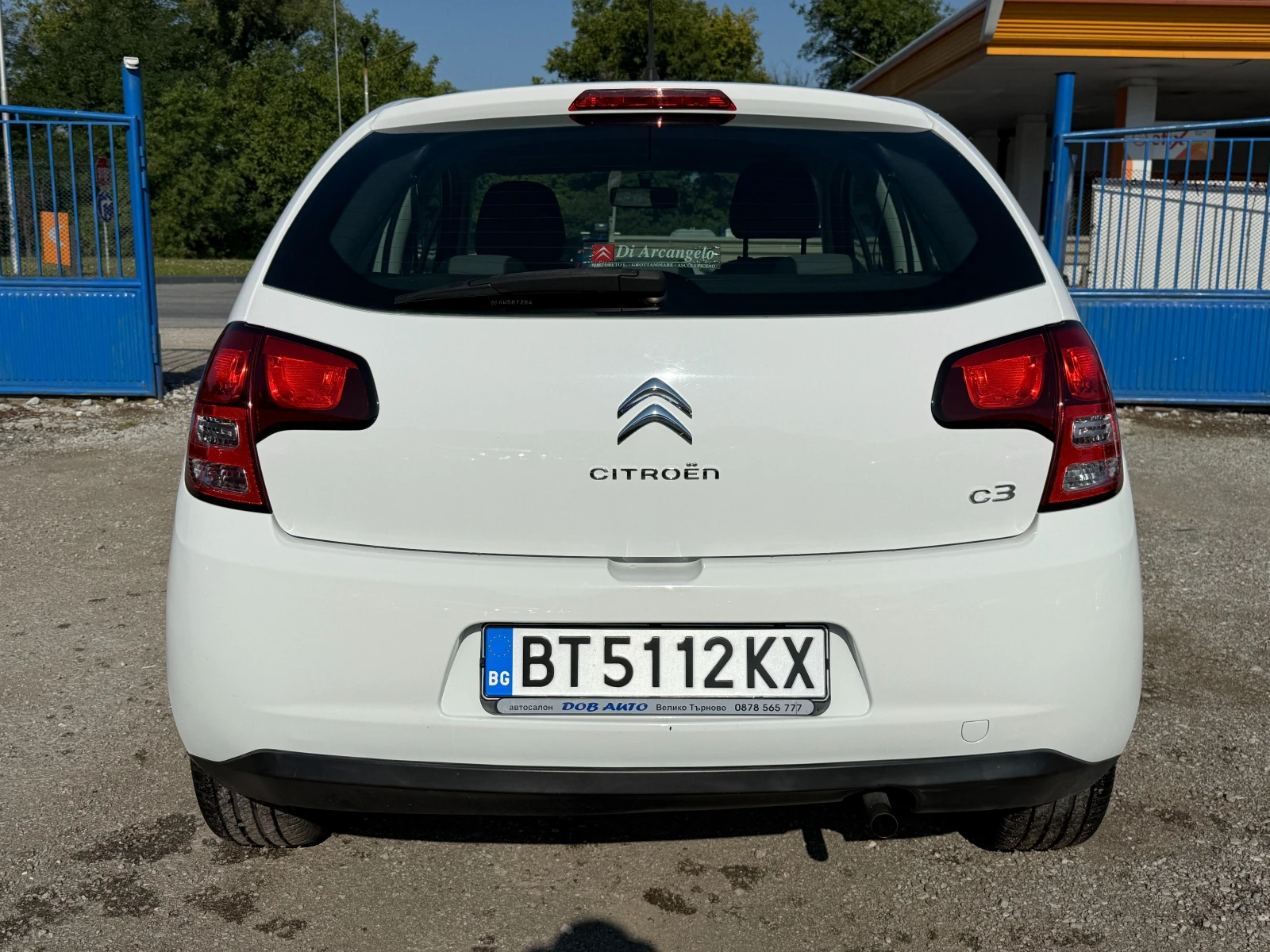 Citroen C3 1.2i Напълно Обсужена с регистрация всичко платено - изображение 5