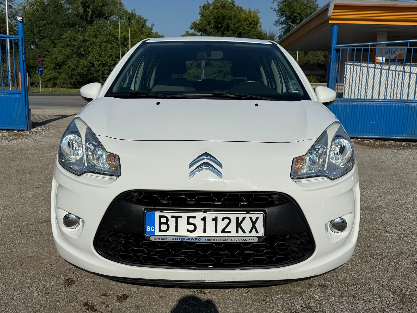 Citroen C3 1.2i Напълно Обсужена с регистрация всичко платено - изображение 2