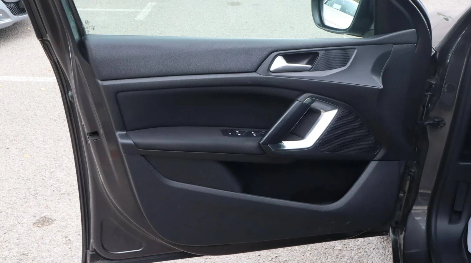 Peugeot 308 1.6HDI/SW Active/Автомат/Навигация/FullLed - изображение 7