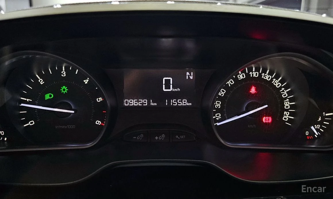 Peugeot 2008  - изображение 8