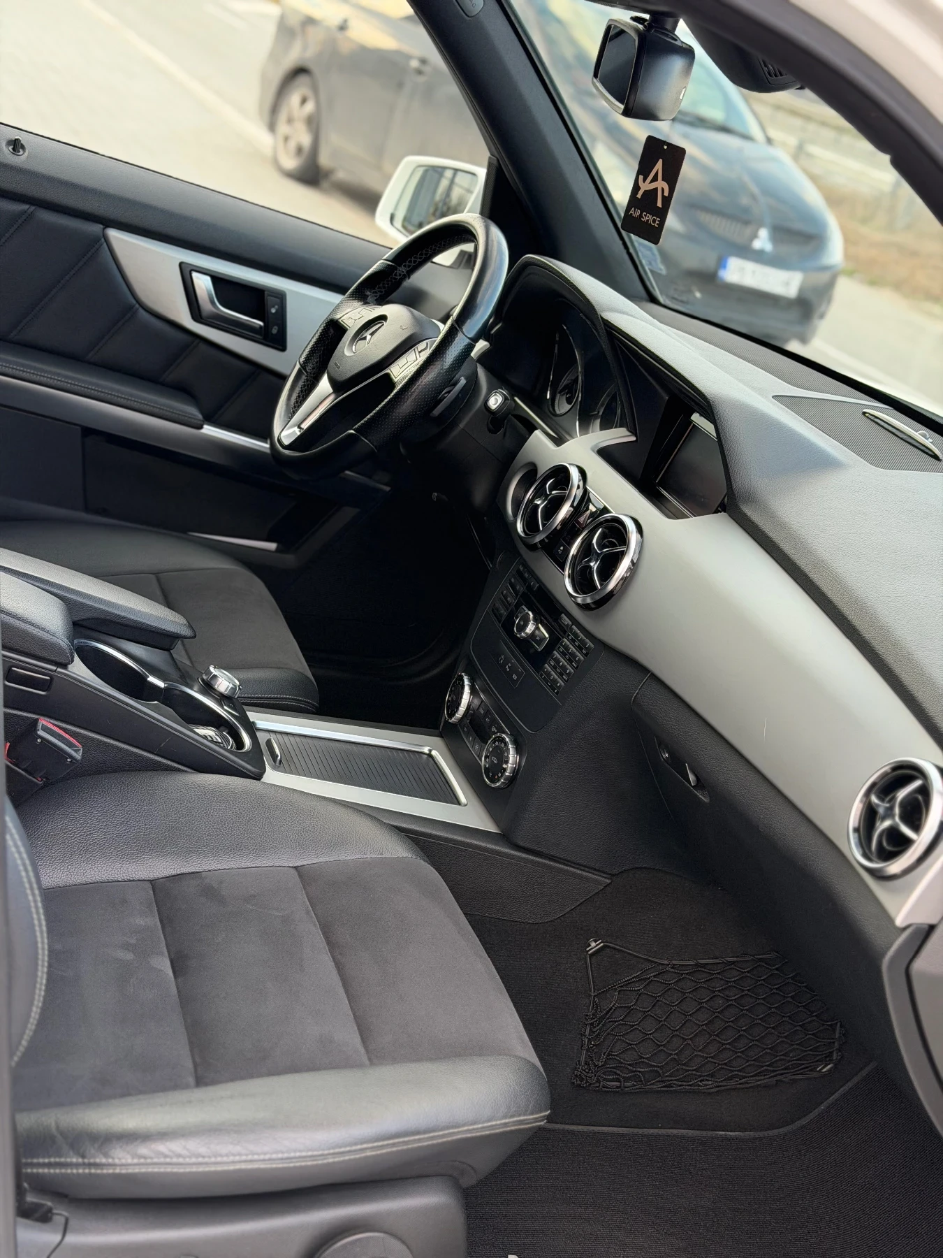 Mercedes-Benz CLK 220CDI 170кс. 4Matic 2014г. Автомат, снимка 14 - Автомобили и джипове - 53990941