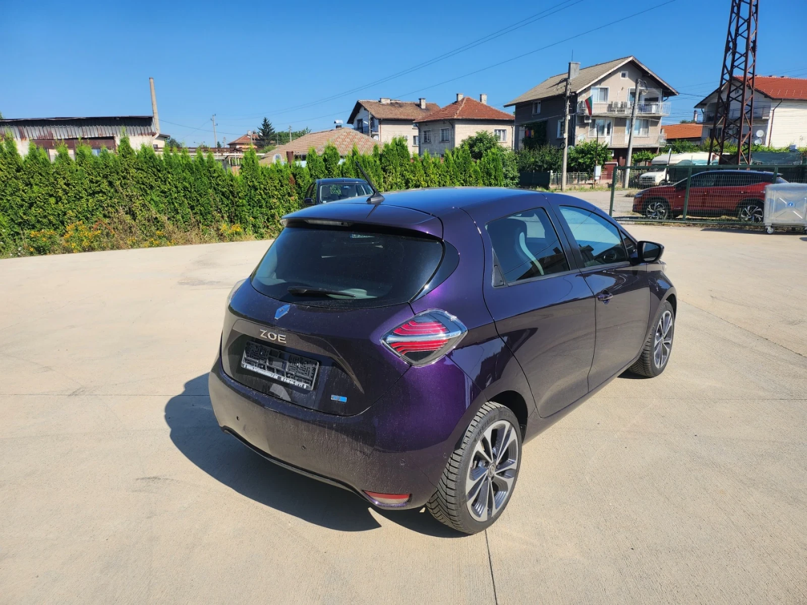 Renault Zoe, снимка 2 - Автомобили и джипове - 54577111