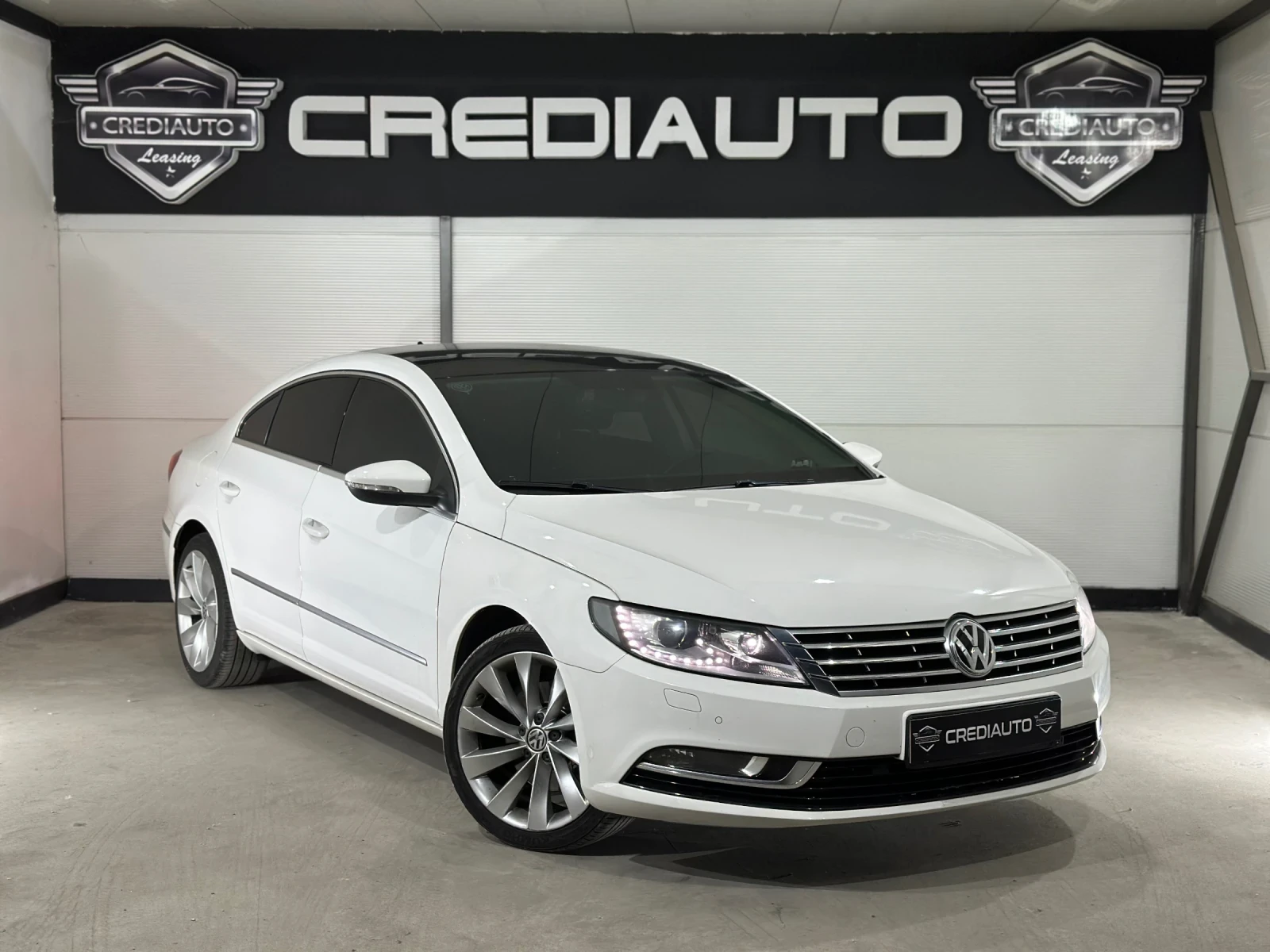 VW CC * Navi* * AUTO* 5 места, снимка 3 - Автомобили и джипове - 54667100