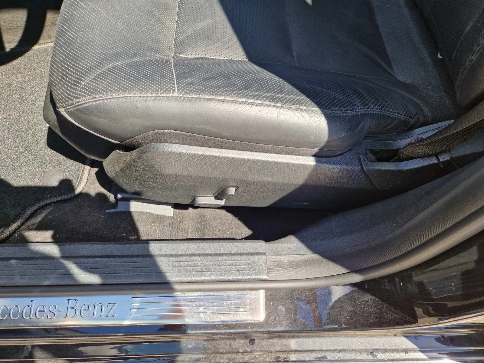 Mercedes-Benz E 350, снимка 8 - Автомобили и джипове - 54737793