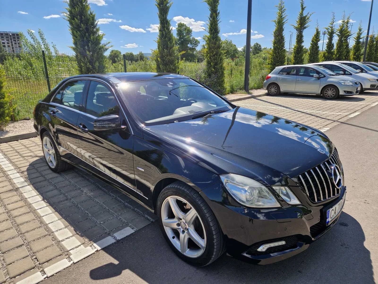 Mercedes-Benz E 350, снимка 2 - Автомобили и джипове - 54737793