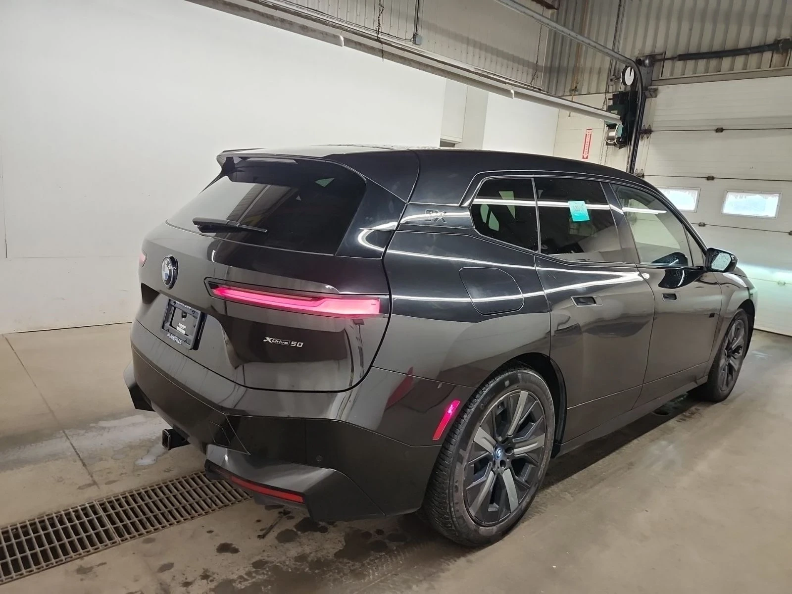 BMW iX M-pkg| Distronic| H/K| Soft-Close| HUD| Massage | Mobile.bg � ����������� 6
