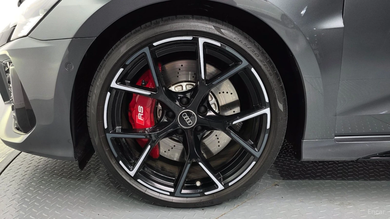 Audi Rs3 TFSI* 2.5* КОЖА* ПОДГРЕВ* НАВИ* ПАНО* КАМЕРИ, снимка 5 - Автомобили и джипове - 55505459
