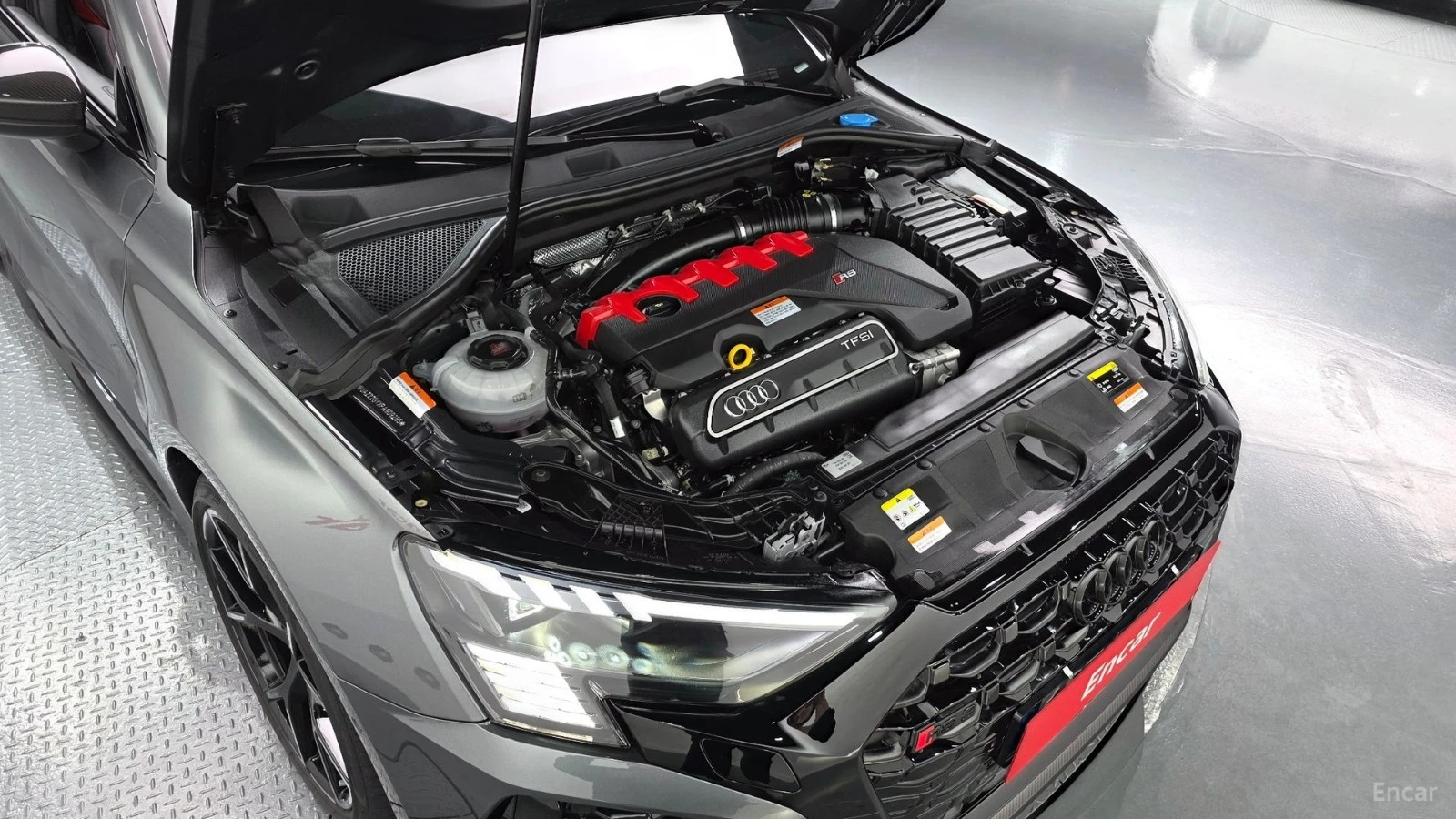 Audi Rs3 TFSI* 2.5* КОЖА* ПОДГРЕВ* НАВИ* ПАНО* КАМЕРИ, снимка 6 - Автомобили и джипове - 55505459