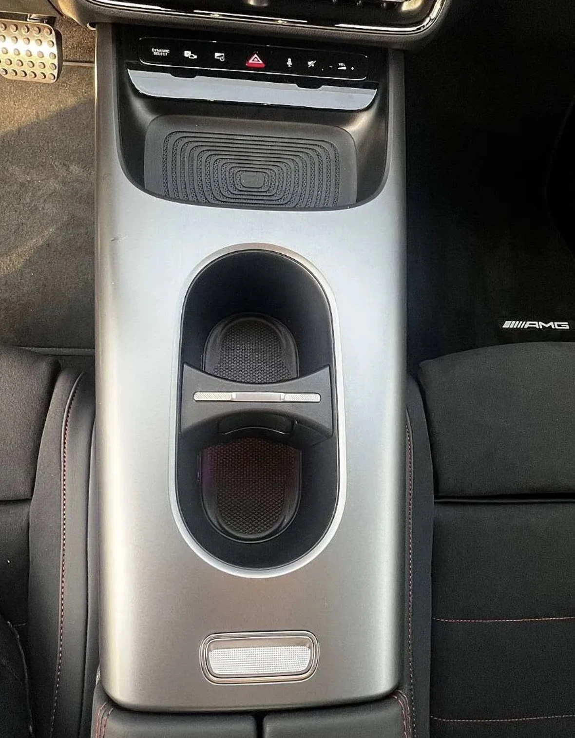 Mercedes-Benz CLA 250, снимка 6 - Автомобили и джипове - 55579814