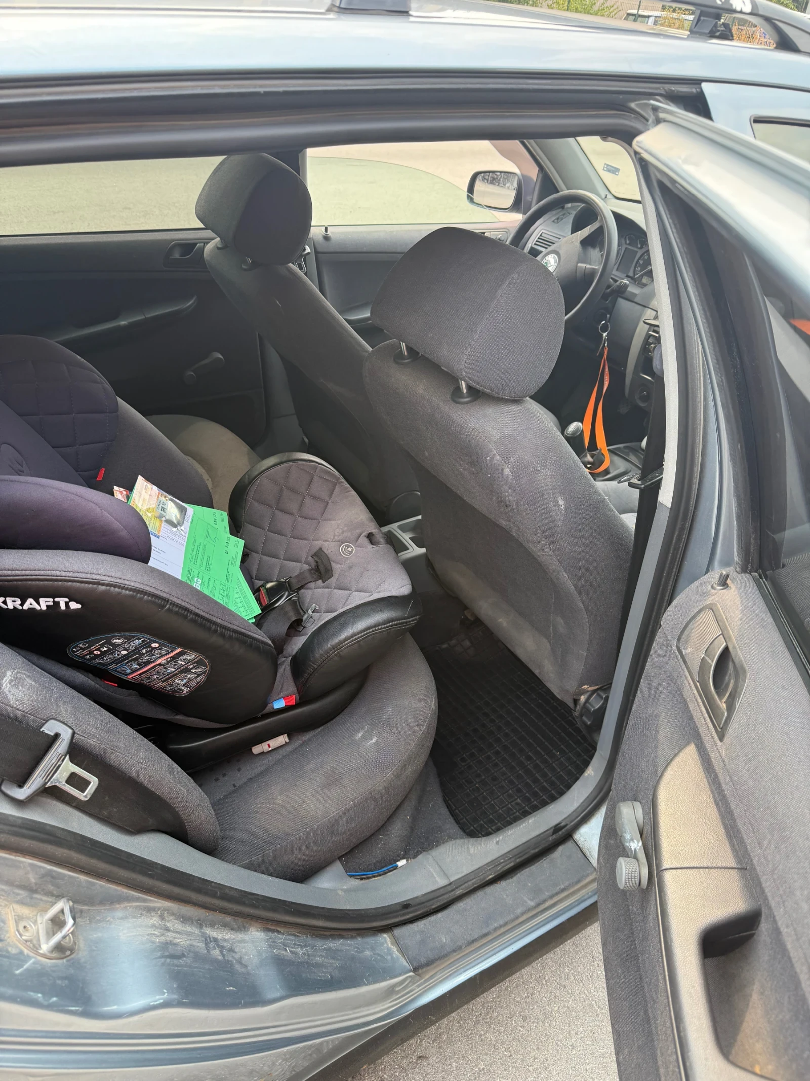 Skoda Fabia, снимка 8 - Автомобили и джипове - 55705623