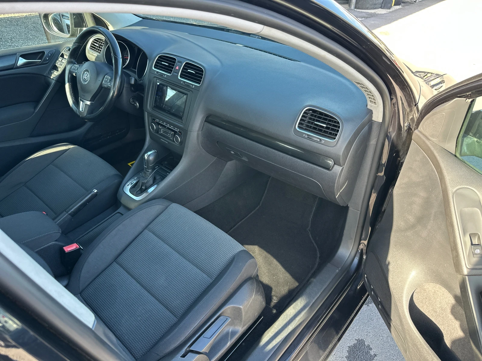 VW Golf 2.0TDI DSG/ANDROID/КЛИМАТРОНИК/ПАРКТРОНИК, снимка 10 - Автомобили и джипове - 55981518