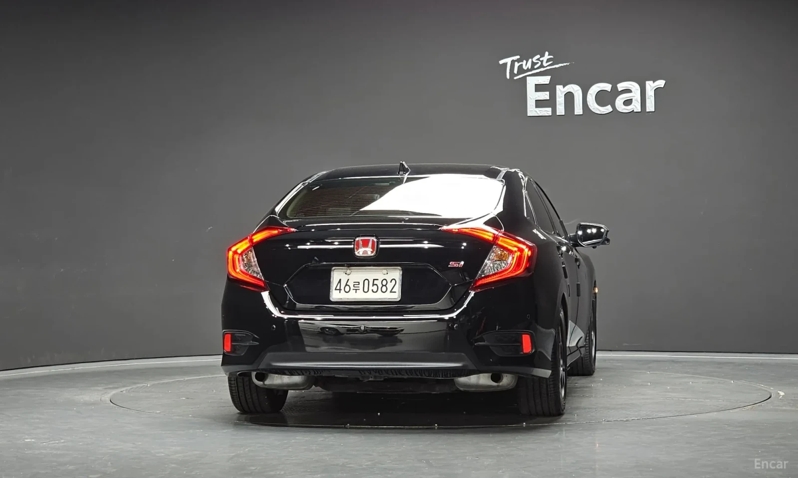 Honda Civic 1.5T, Type R packet\Distronic, снимка 4 - Автомобили и джипове - 56257548