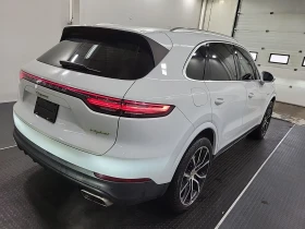 Porsche Cayenne E Hybrid  CARFAX, снимка 5