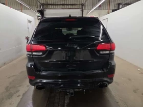 Jeep Grand cherokee SRT  CARFAX, снимка 17