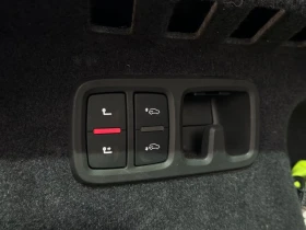 Audi Q8 50 TDI / FACELIFT / S-LINE / MATRIX / B&O / AIR, снимка 16