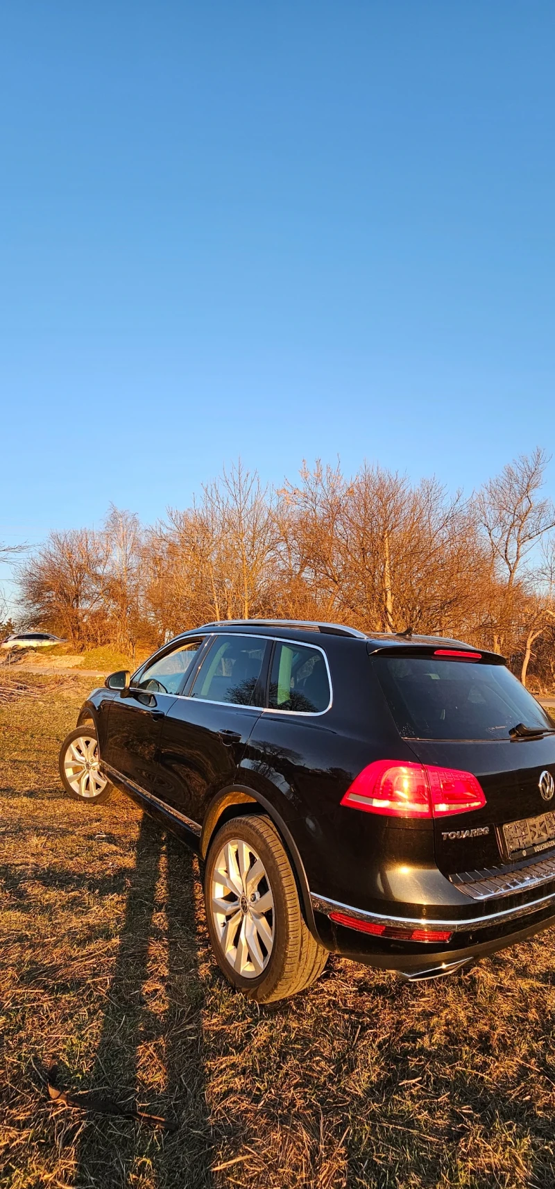 VW Touareg 3.0TDI , снимка 5 - Автомобили и джипове - 49391377