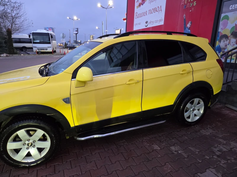 Chevrolet Captiva 2.4i 16V, снимка 6 - Автомобили и джипове - 52907464