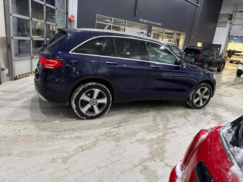 Mercedes-Benz GLC 300 2022 * CARFAX * БЕЗ ПЪРВОНАЧАЛНА ВНОСКА, снимка 4 - Автомобили и джипове - 53014110