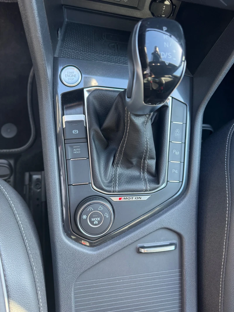 VW Tiguan Allspace 2.0 TDI R line, снимка 5 - Автомобили и джипове - 53165126