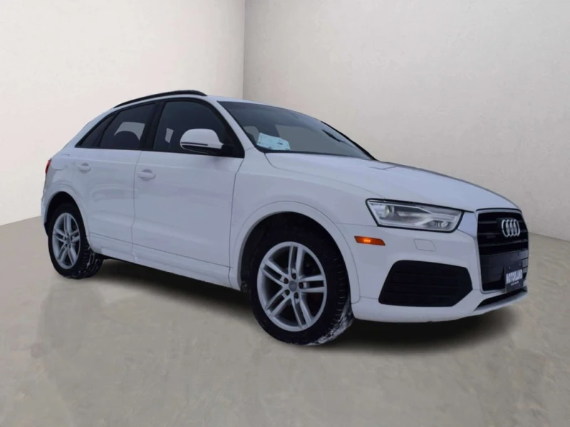 Audi Q3 * quattro Premium, quattro Sport Premium * CARFAX , снимка 3 - Автомобили и джипове - 53357902