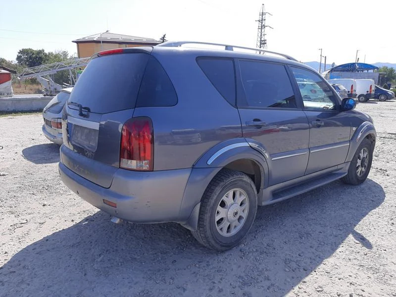 SsangYong Rexton 270xdi, снимка 3 - Автомобили и джипове - 30150613