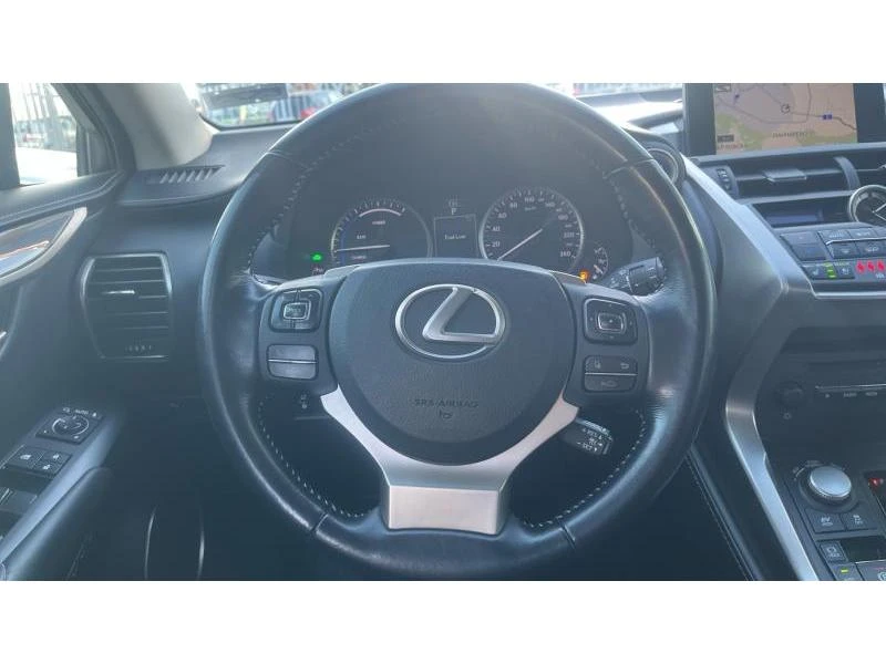 Lexus NX, снимка 13 - Автомобили и джипове - 48012371