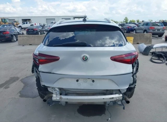 Alfa Romeo Stelvio, снимка 6 - Автомобили и джипове - 48720672