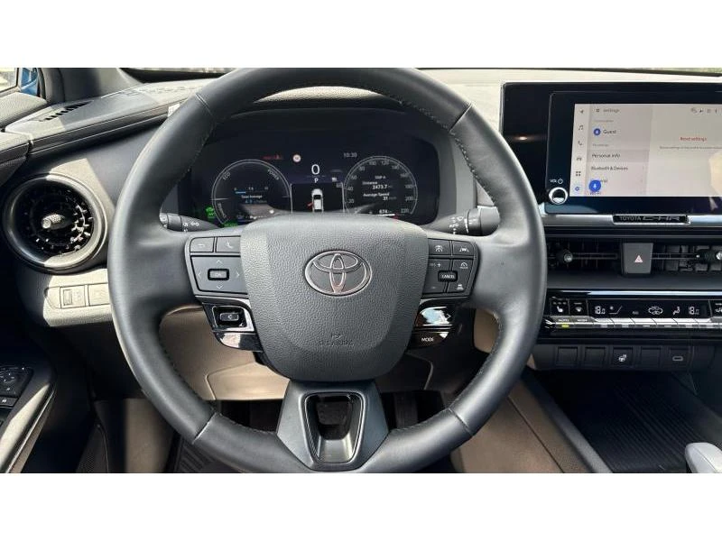 Toyota C-HR 2.0 PHEV COOL, снимка 13 - Автомобили и джипове - 55376726